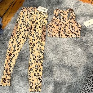 Cheetah Fabletics Workout Set